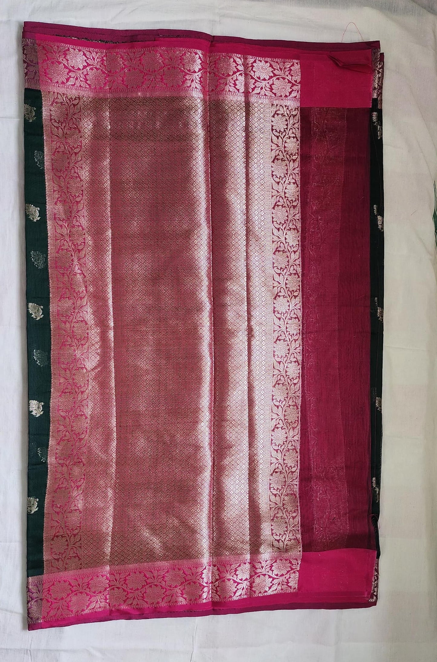 Green Banaras Cotton-Silk Saree with Pink Border – Everyday Elegance with a Festive Touch