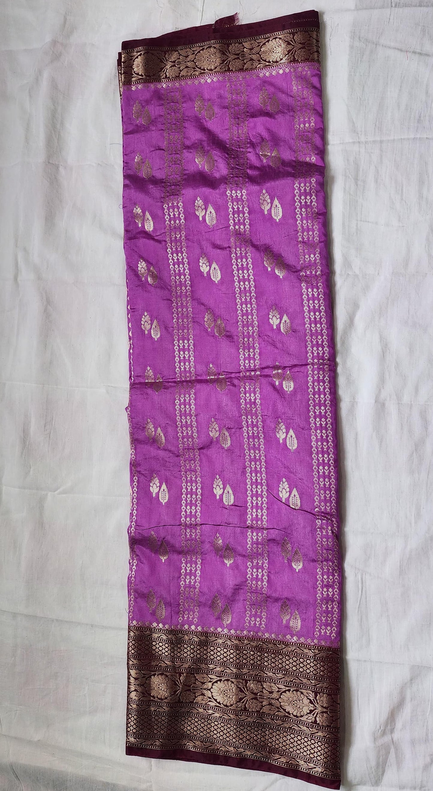 Purple Banaras Raw Mango Silk Saree with Zari Border & Red Choli – A Statement in Tradition