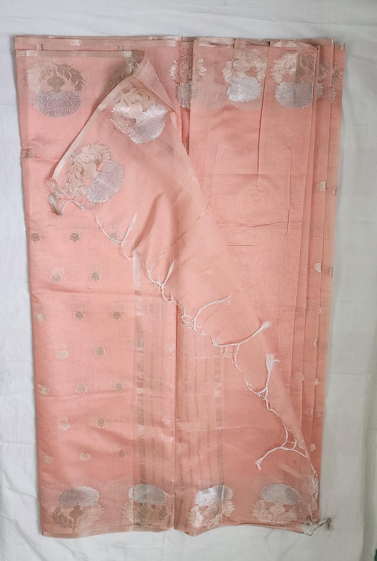 Banaras Cotton-Silk Saree with Rich Pallu – Subtle Elegance for Every Occasion