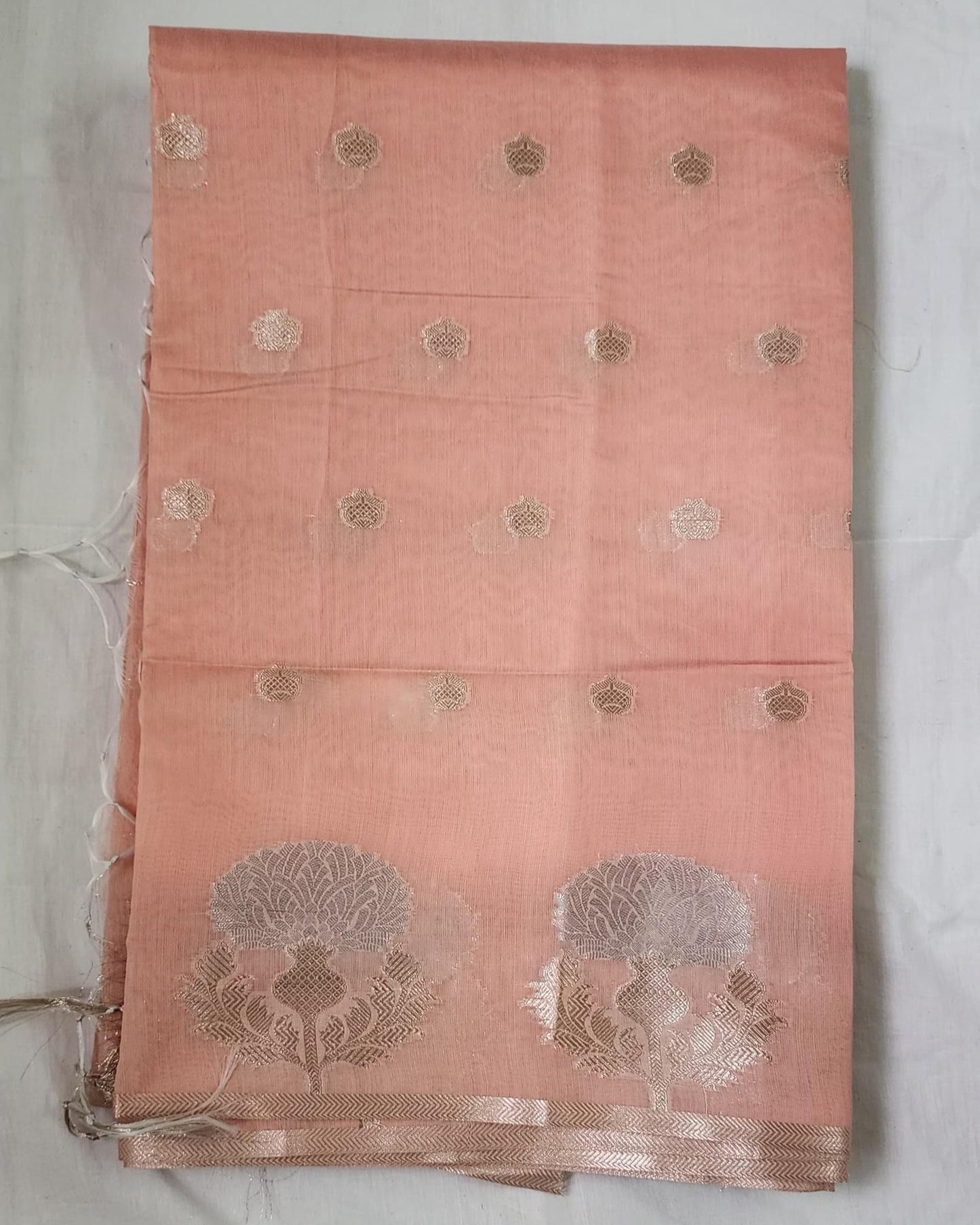 Banaras Cotton-Silk Saree with Rich Pallu – Subtle Elegance for Every Occasion