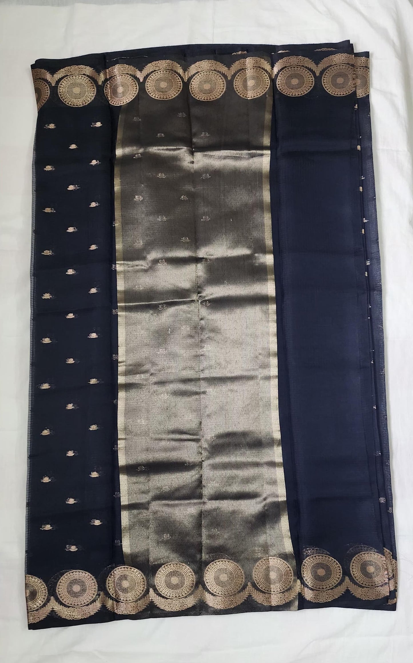 Elegant Navy Blue Banarasi Cotton Silk Saree with Rich Zari Border & Pallu – Festive & Party Wear