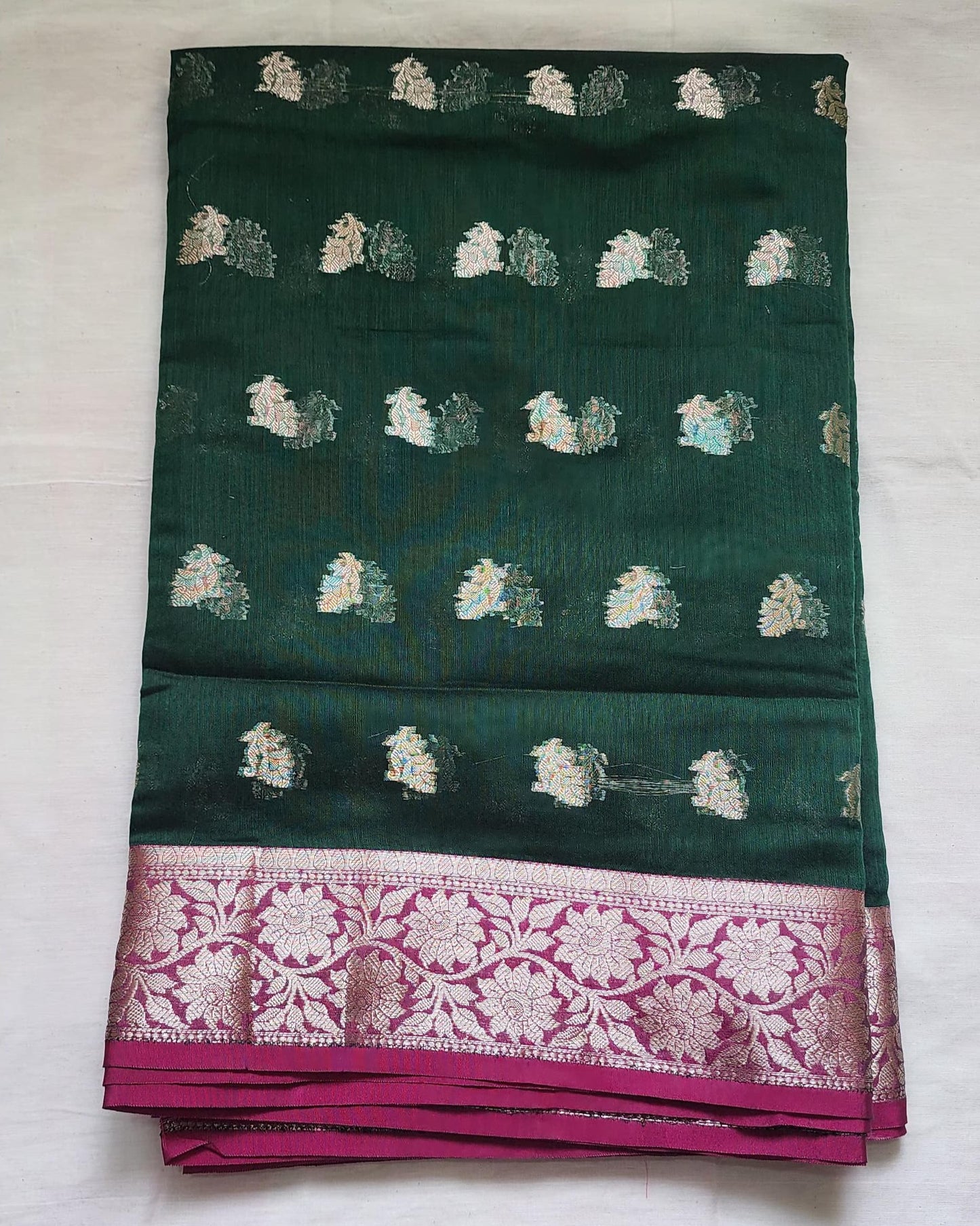Green Banaras Cotton-Silk Saree with Pink Border – Everyday Elegance with a Festive Touch