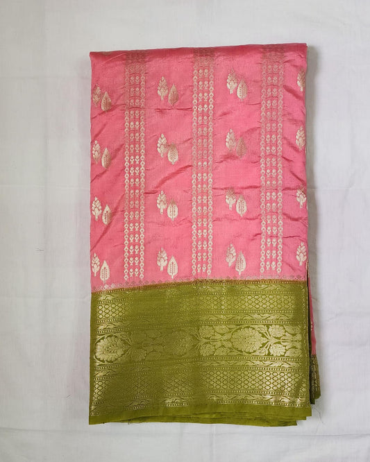 Pink Banaras Raw Mango Silk Saree with Rich Parrot Green Pallu – A Vibrant Harmony of Heritage