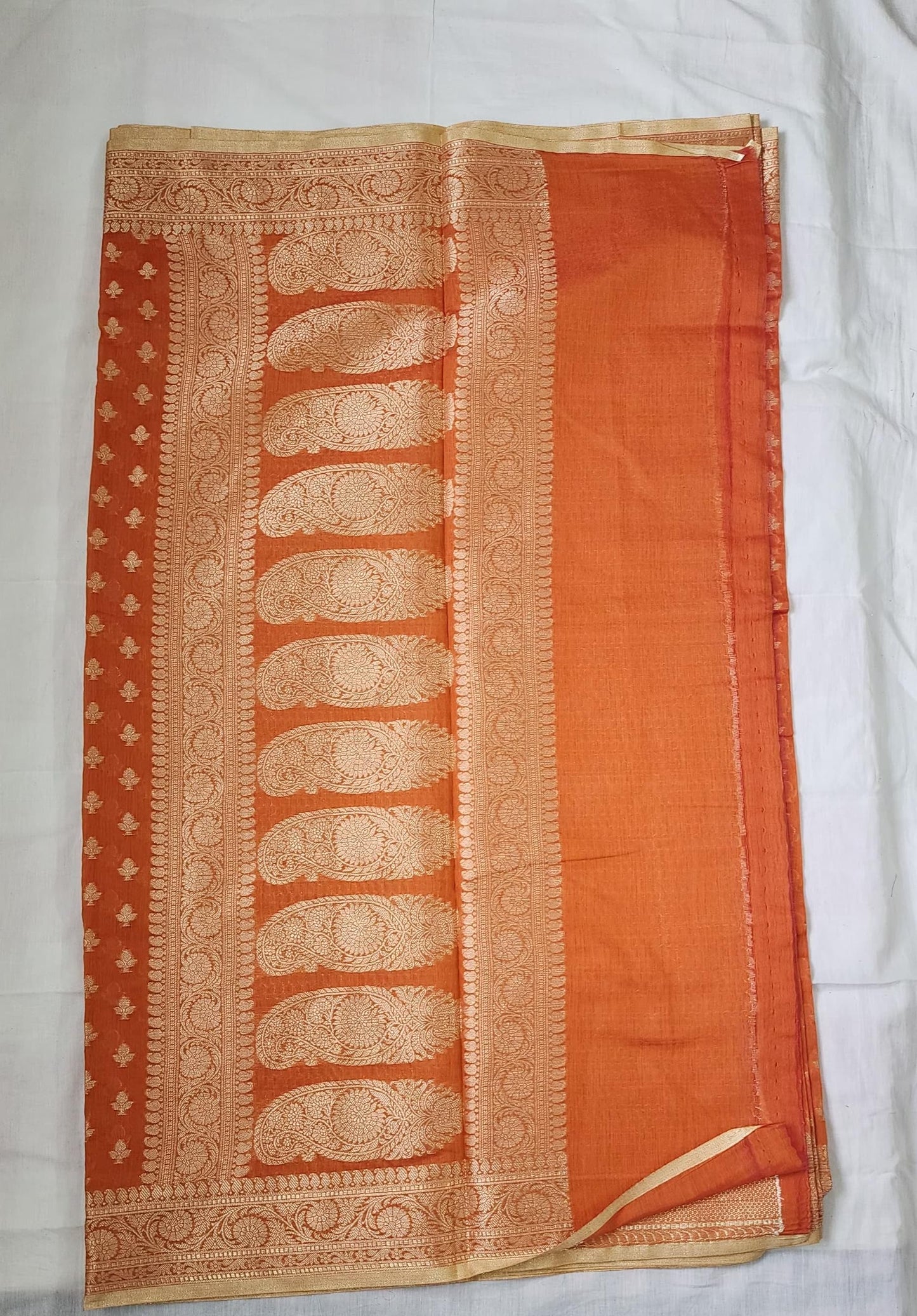 Orange Banaras Cotton-Silk Saree with Rich Pallu & Zari Border – Radiant Tradition for Every Occasion