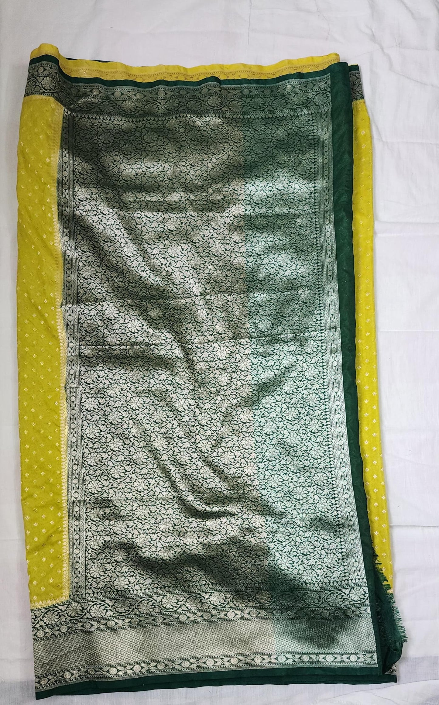 Banaras Khadi Georgette Silk Saree with Rich Green Pallu – Earthy Elegance with a Regal Touch
