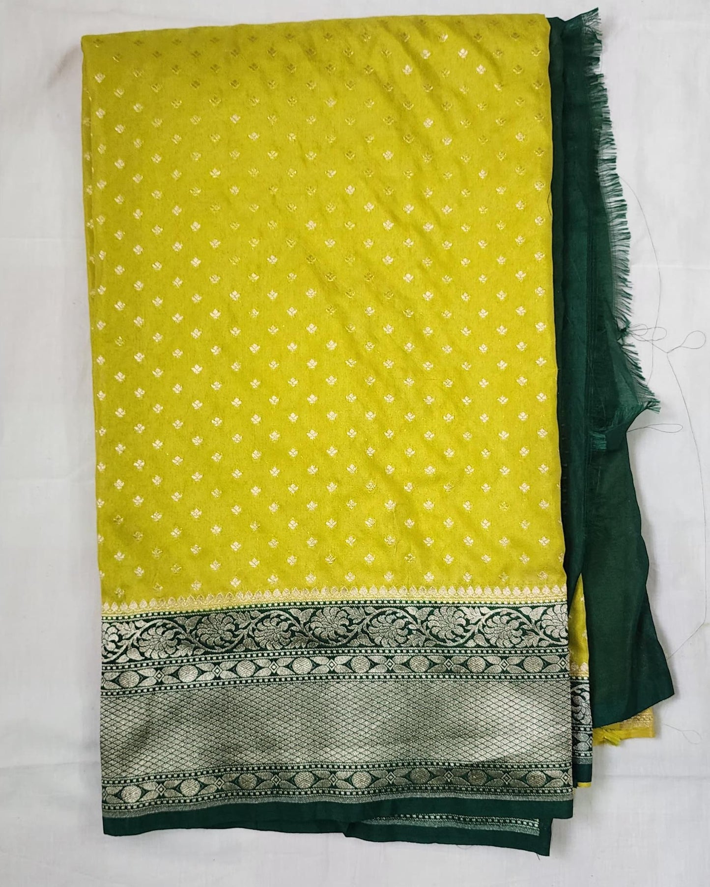 Banaras Khadi Georgette Silk Saree with Rich Green Pallu – Earthy Elegance with a Regal Touch