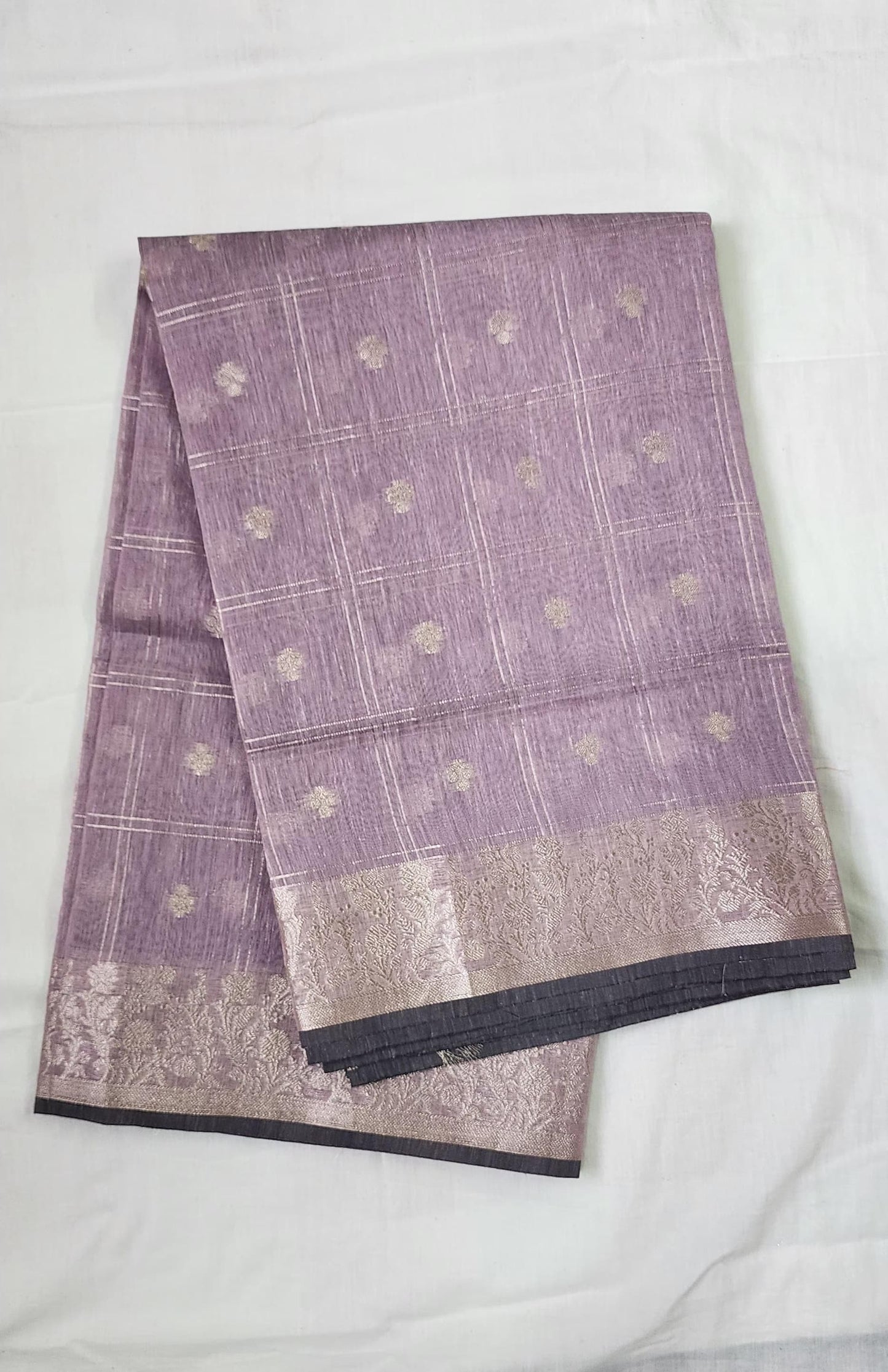 Light Violet Banaras Linen Cotton-Silk Saree with Rich Pallu – Subtle Luxury for Every Occasion