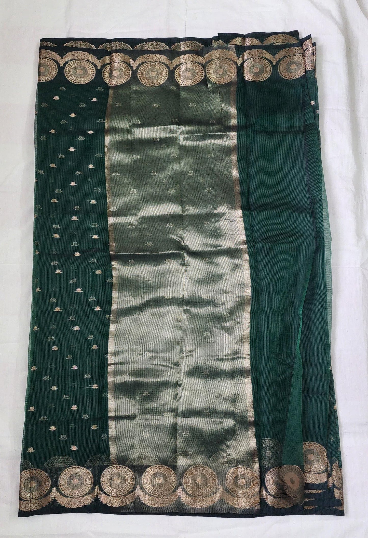 Elegant Green Banarasi Cotton Silk Saree with Rich Zari Border & Pallu – Perfect for Festive & Everyday Wear