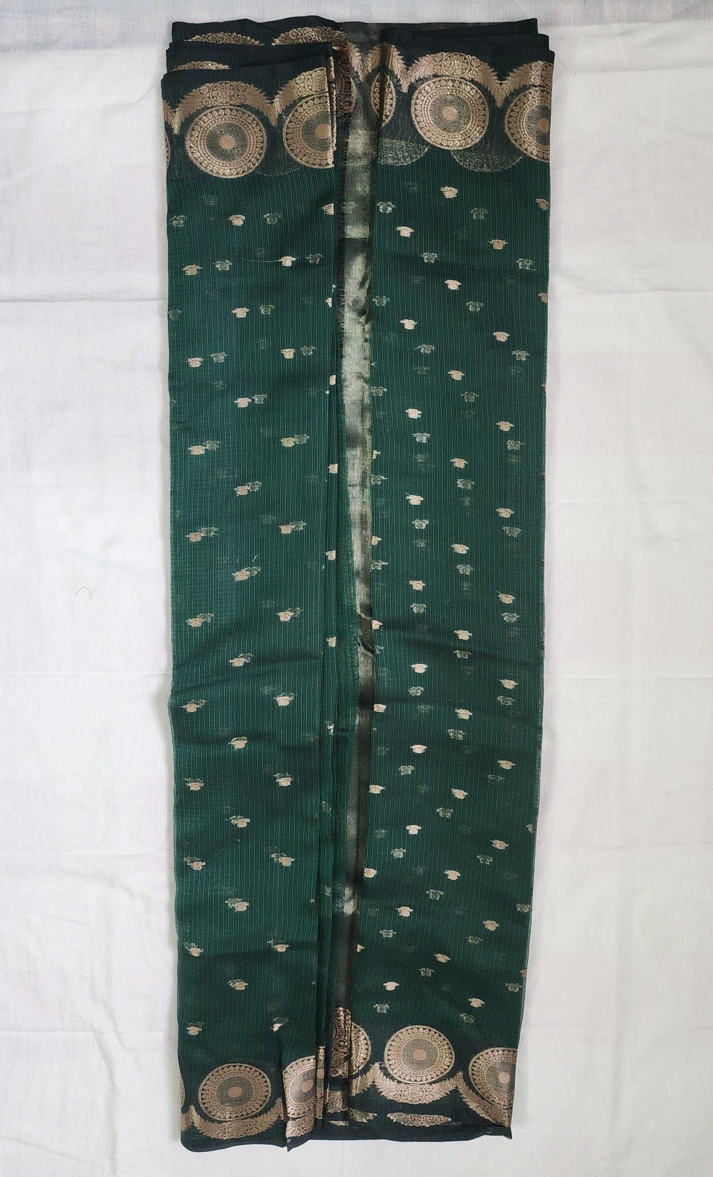 Elegant Green Banarasi Cotton Silk Saree with Rich Zari Border & Pallu – Perfect for Festive & Everyday Wear